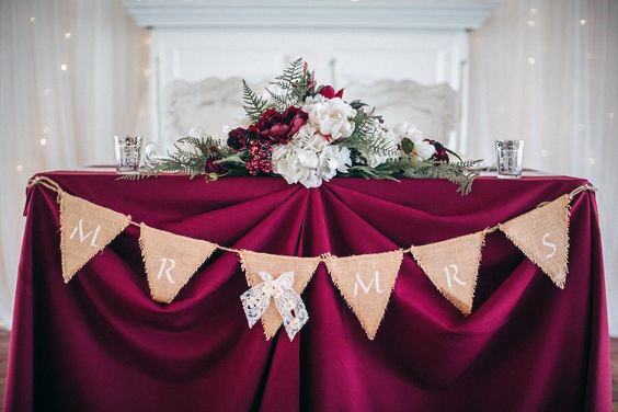 Triangular Burlap Decor Wedding