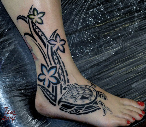 Turtle And Flowers Tribal Art Tattoo Womens Feet