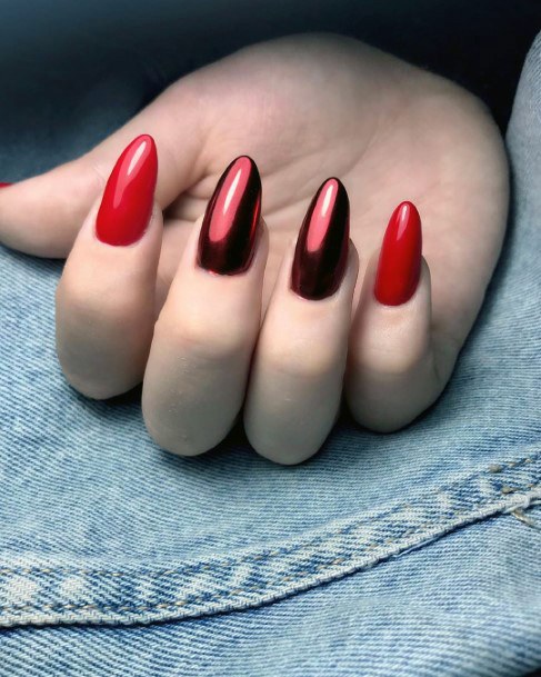 Two Tone Red Lovely Mirror Nail Design For Women