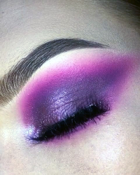 Ultra Purple And Pink Eyeshadow Women