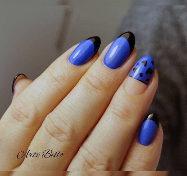 Unique Blue Black Tip Nail Heart Doodle Design Inspiration For Girls