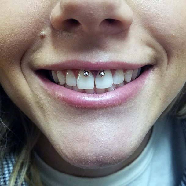 Unique Cool Smiley Piercing Ideas For Women