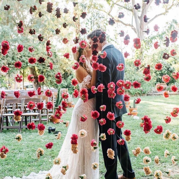 Unique Crafty Hanging Flower Inspiration Cool Wedding Photo Ideas