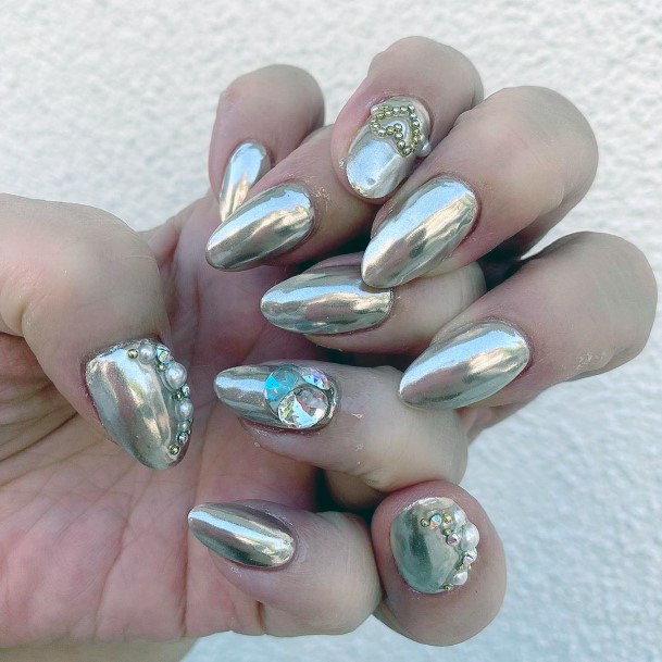 Unique Mirror Nails Beautiful Pearl Design Inspiration Feminine For Women