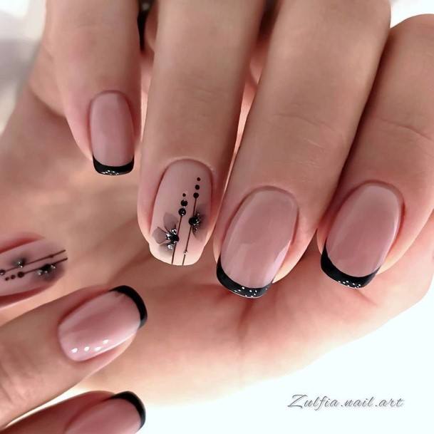 Unique Nail For Ladies