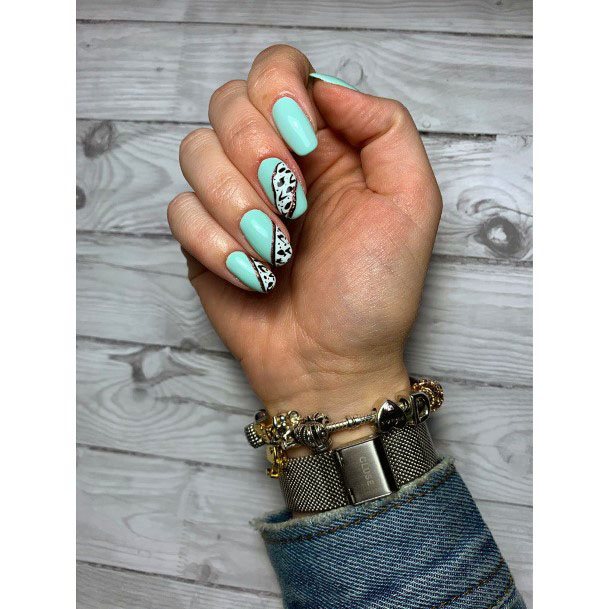 Unique Pattern On Mint Nails Women