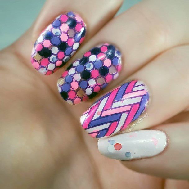 Unique Pink And Purple Feminine Nail Design Inspiration For Women