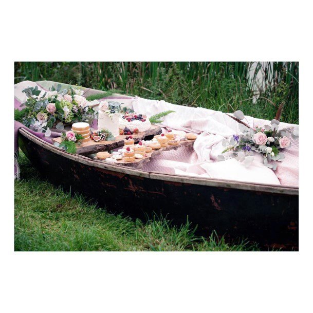 Unique Sweet Desert Boat Table Wedding Ideas Gorgeous Design Ideas