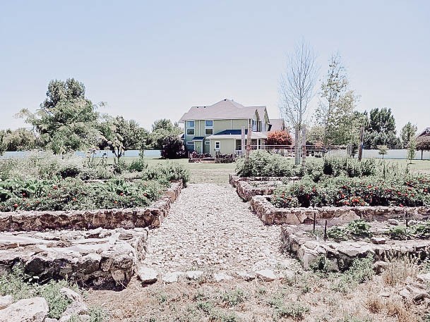 Using Stone Rock For Garden Beds Raised