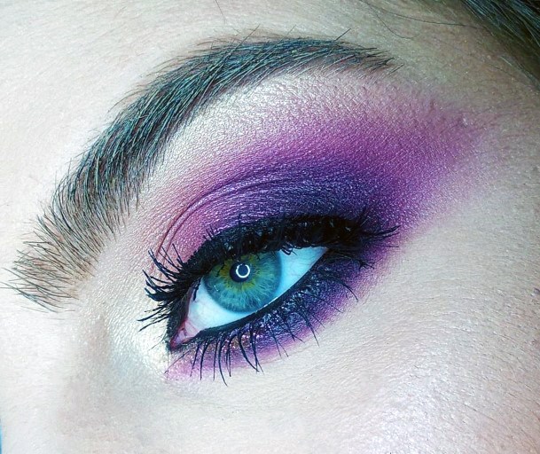 V Shaped Lilac Purple And Pink Eyeshadow Women