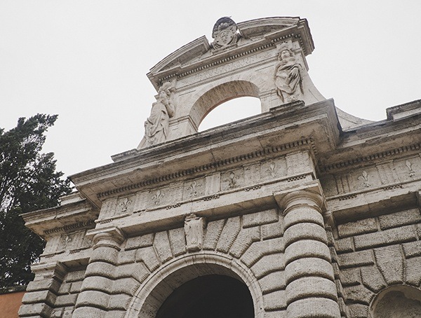 Walking Around Rome Forum