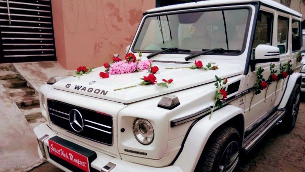 Wedding Car Decorations With Roses