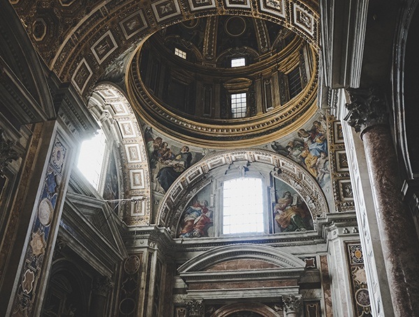 What Its Like Traveling To St Peters Basilica Vatican Church