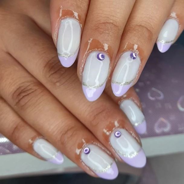 White Almond Shaped Nail Design Inspiration For Women