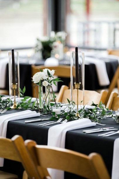 White And Black Dining Linen Wedding Decor