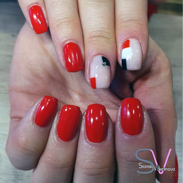 White And Red Bright Nails For Women