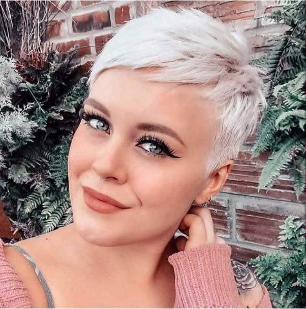 White Blonde Pixie Cute Easy Summer Look With Short Sides And Back