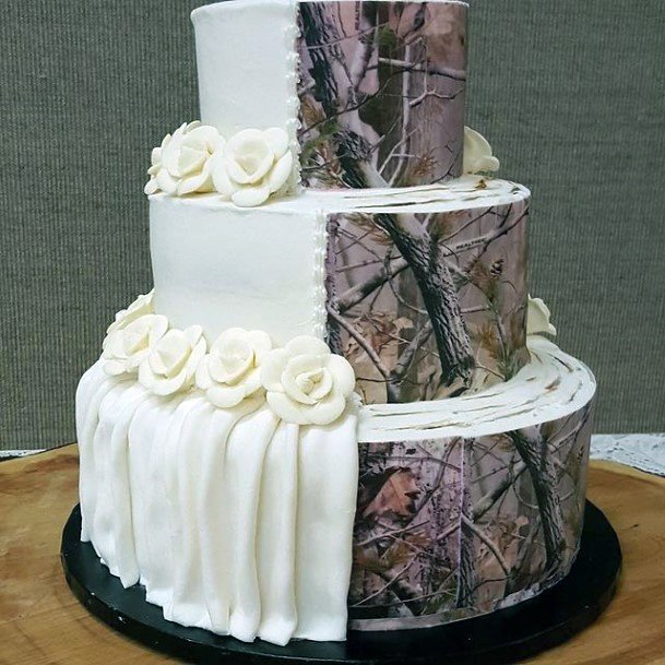 White Cloth Pattern Camo Wedding Cakes