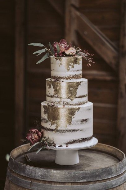 White Cream And Chocolate Wedding Cake