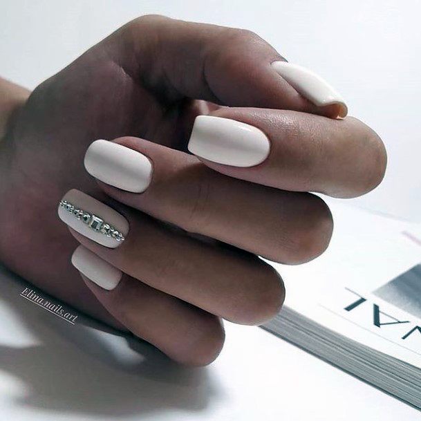 White Dress Female Nail Designs