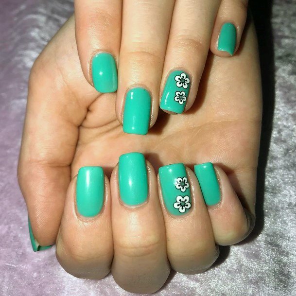 White Flower Duo On Green Nails Square