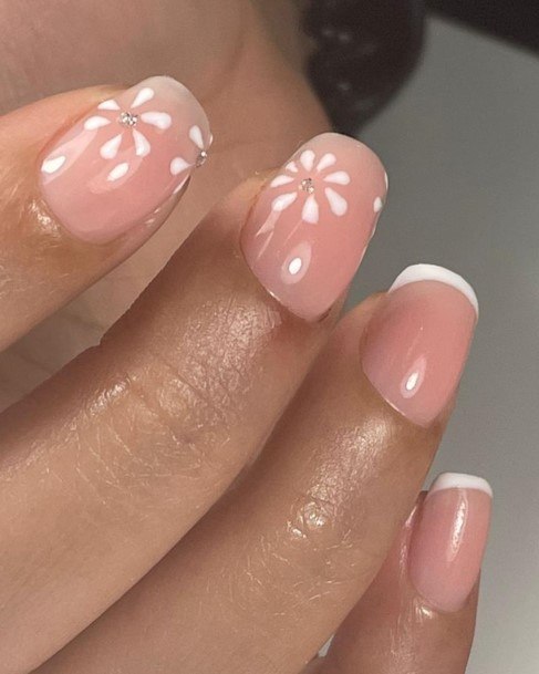 White French Tip Female Nail Designs