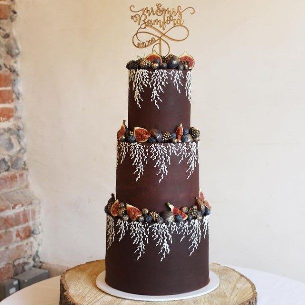 White Lacy Leaf Design Chocolate Wedding Cake