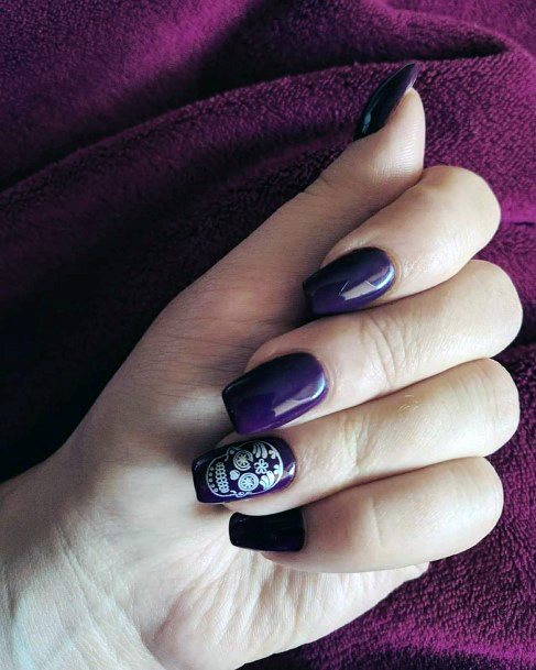 White Skull Image On Dark Purple Nail Women