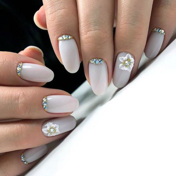 White With Rhinestones Nail Feminine Designs