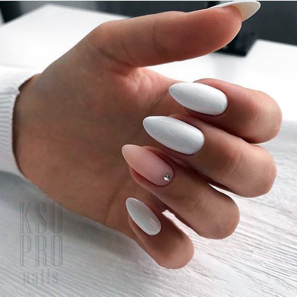 White With Rhinestones Nail For Ladies