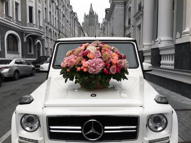 Wide Flower Basket On Wedding Car Decor