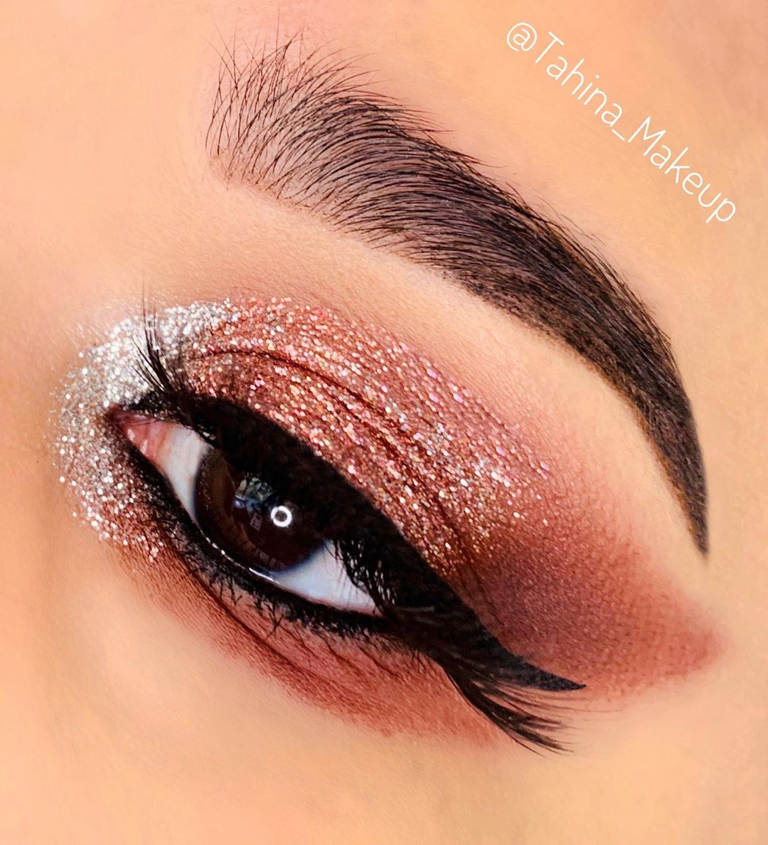 Winged Rose Gold Eye Makeup Looks Women