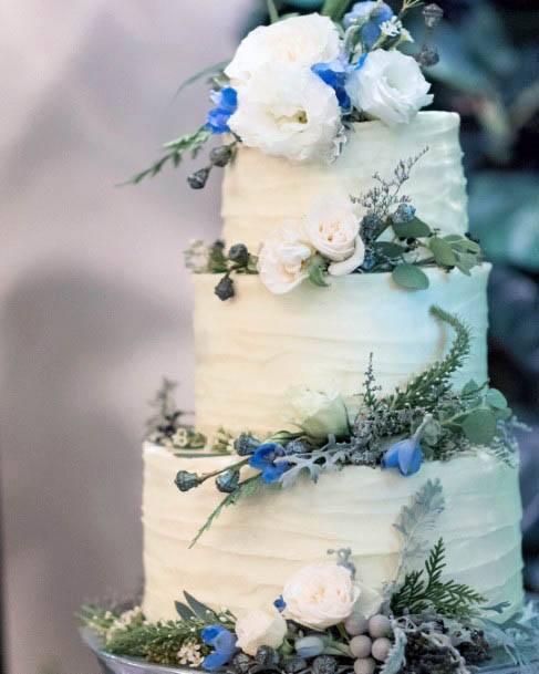 Winter Wedding Flowers Cake