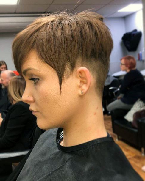 Wispy Chopped Bob Hairstyle For Women