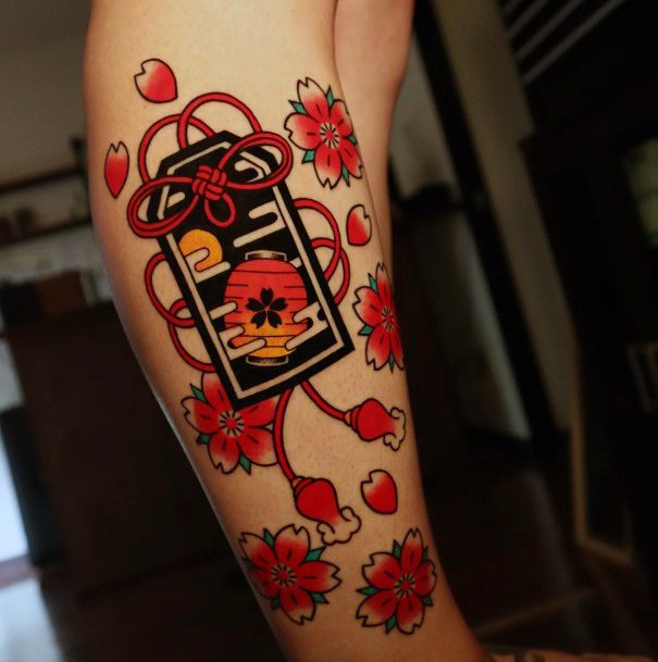 Woman With Fabulous Lantern Tattoo Design