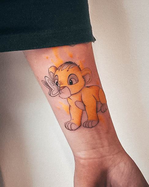 Woman With Fabulous Lion King Tattoo Design