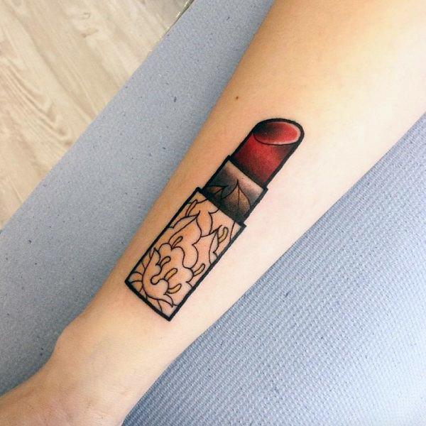 Woman With Fabulous Lipstick Tattoo Design