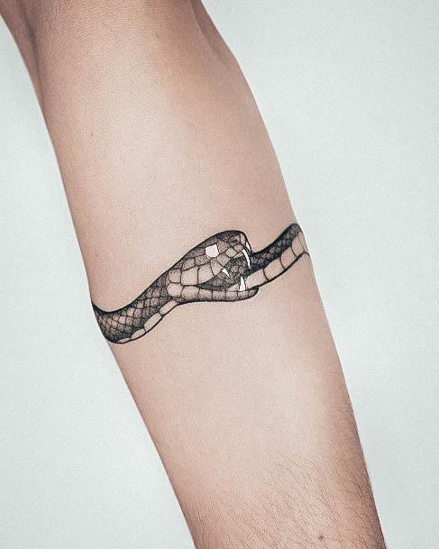 Woman With Fabulous Ouroboros Tattoo Design