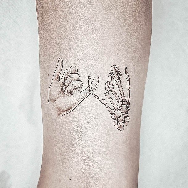 Woman With Fabulous Pinky Promise Tattoo Design