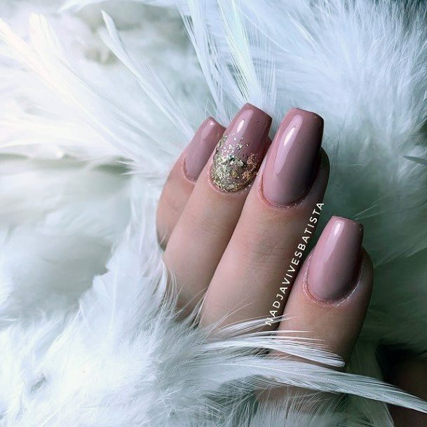 Woman With Gold Dress Nail