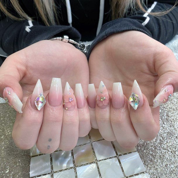 Women Diamond Nails Pretty Ideas