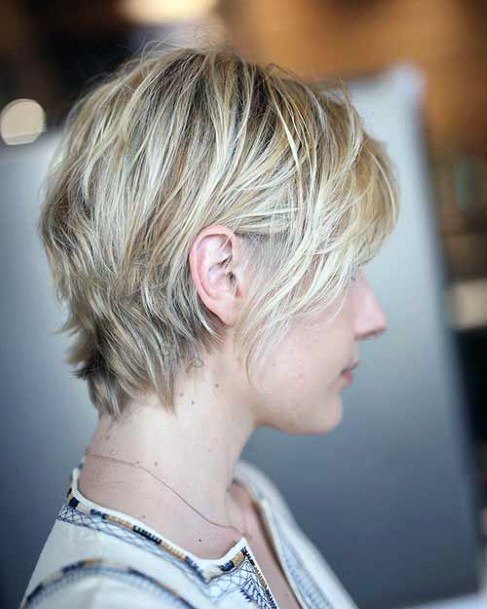 Women Fine Blonde Hair Bob Cut With Airy Wedged Back