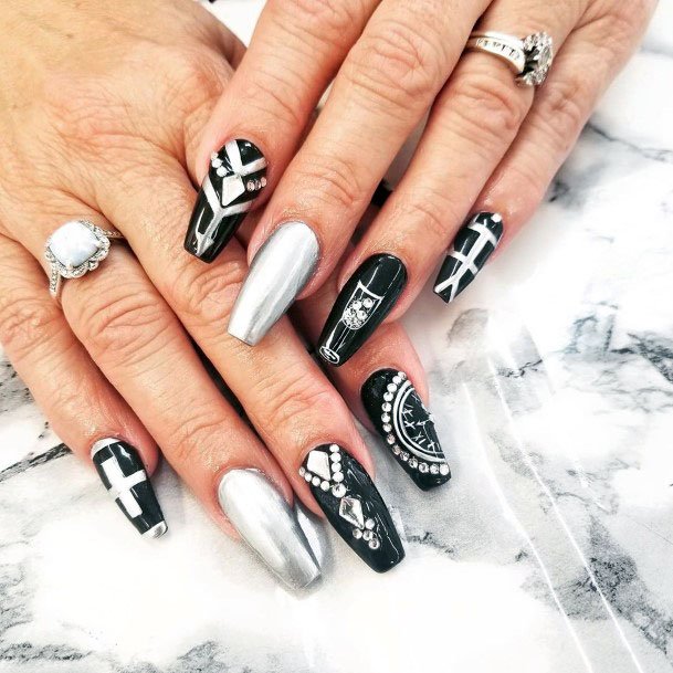 Women Nail Art Silver And Black