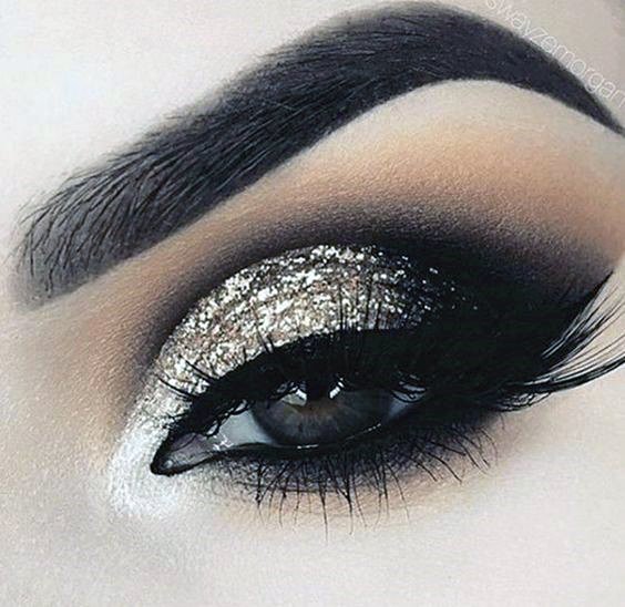 Women Tantalizing Brown Eyeshadow