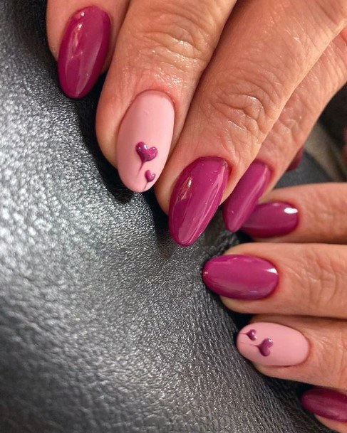 Womens Almond Pink Romantic Nails