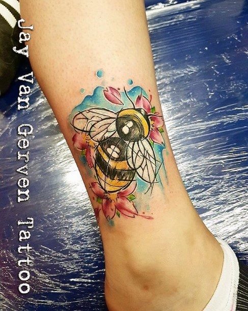 Womens Ankle Vivid Bee Tattoo