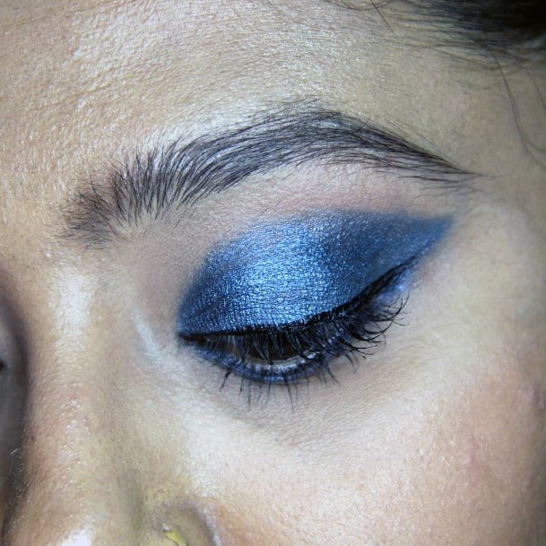 Womens Arctic Ice Grey Eyeshadow