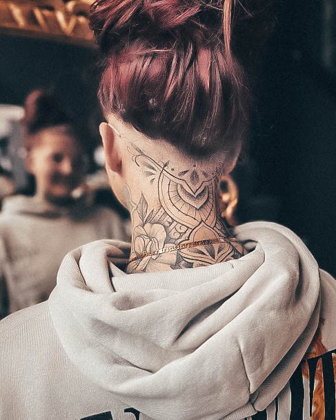 Womens Back Of Neck Tattoo Ideas