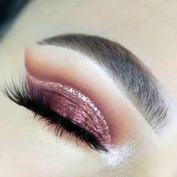 Womens Beautiful Cute Eyeshadow Looks