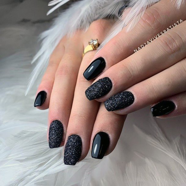 Womens Black Dress Nail Ideas